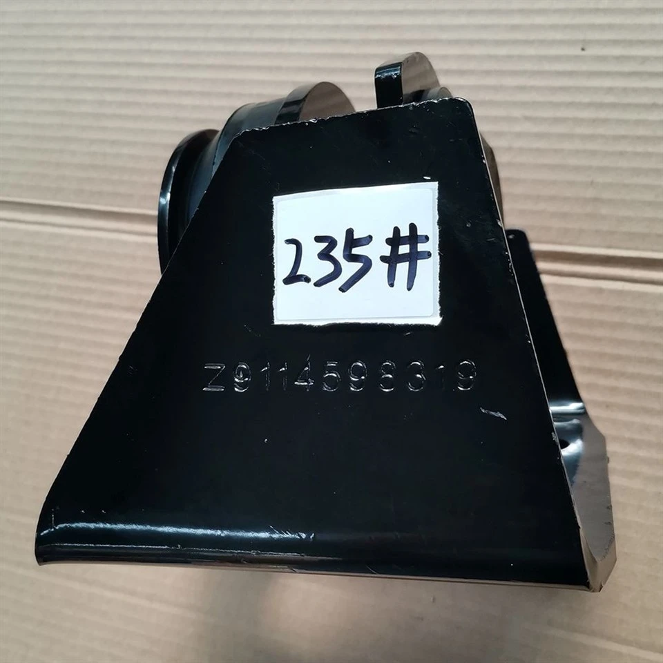 DZ9114598319 F3000 Right Front Engine Mount with Bracket2 DZ9114598319 F3000 Right Front Engine Mount with Bracket2
